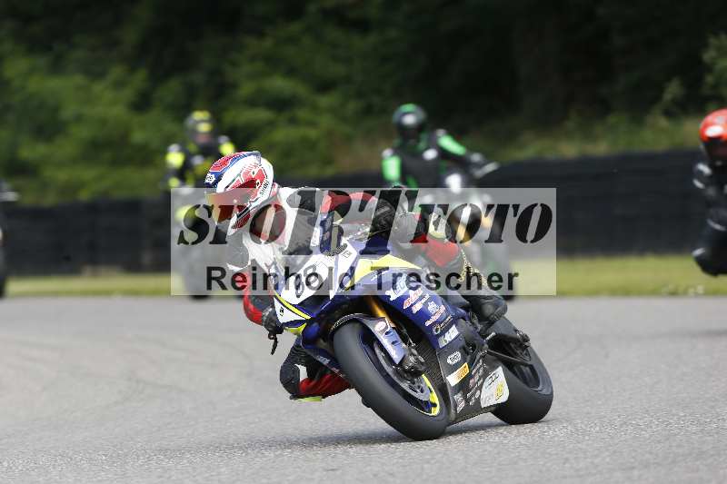 /Archiv-2025/42 07.08.2025 Peter Studer Girls Day ADR/Gruppe blau/team